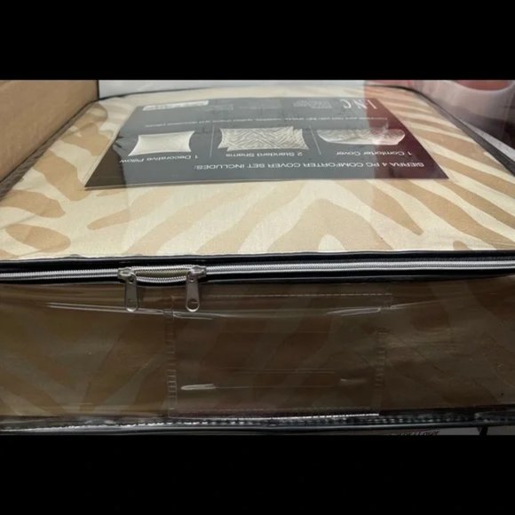 BNIB INC Sierra 4 pc comforter cover set Gold Beige Queen size - Picture 4 of 7